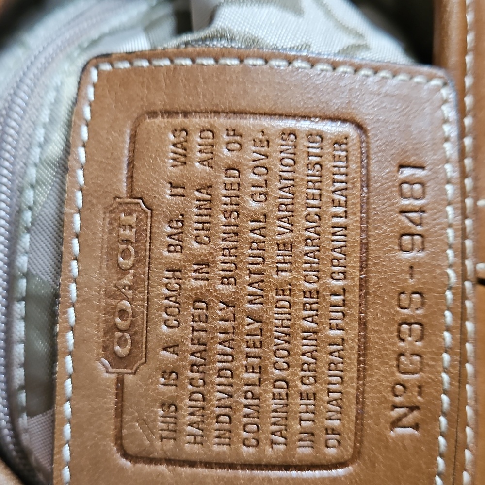 Coach Vintage Soho/Hobo Crossbody Bucket Bag. #G3S-9481 - Picture 12 of 12